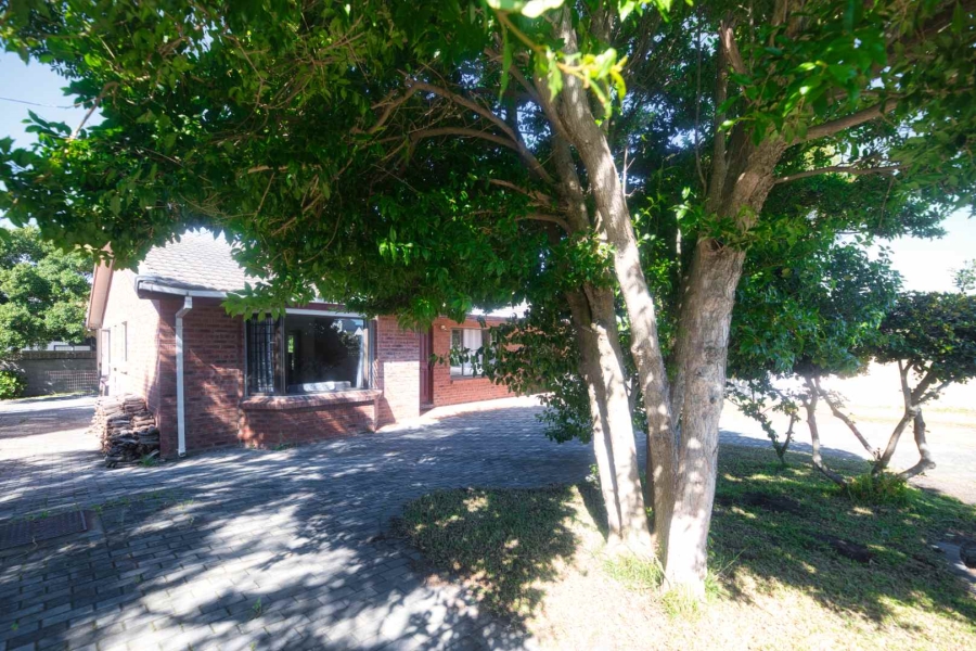 2 Bedroom Property for Sale in Westcliff Western Cape